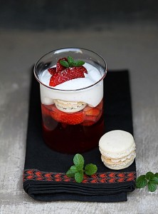 Strawberry Vanilla Macaron Trifle 
