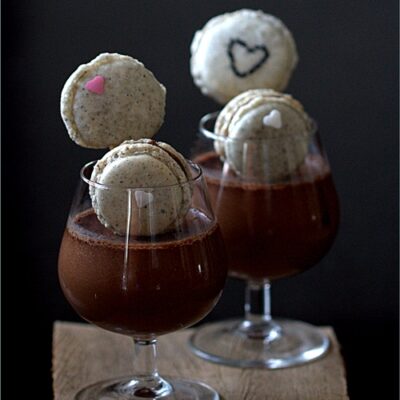 Mousse-a-cotta with Sesame Macarons