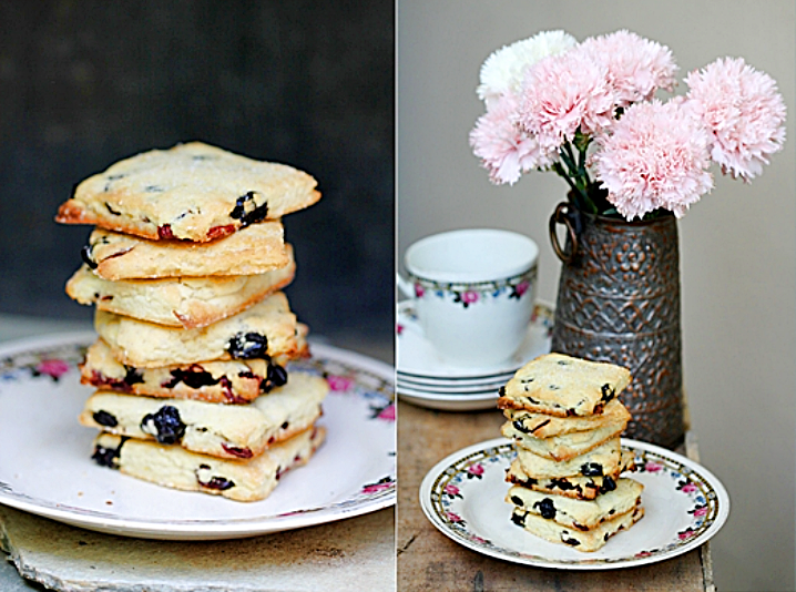 Pebbly Beach Fruit Squares