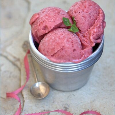 Frozen| Plum Frozen Yogurt ... low fat treat for Pinktober Plum Frozen Yogurt