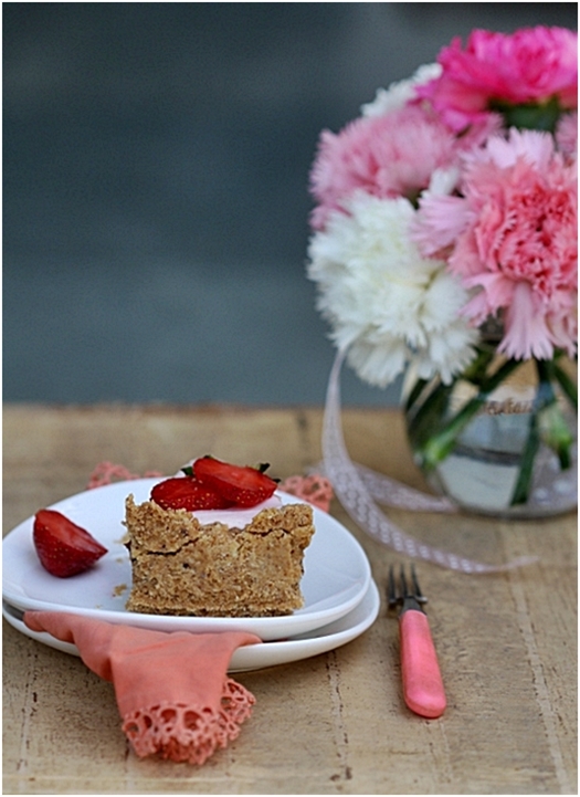 No-bake Strawberry Chocolate Cheesecake