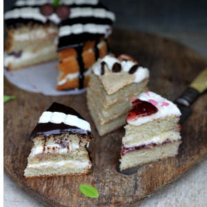 Petite Iced Cakes, Tea Cakes