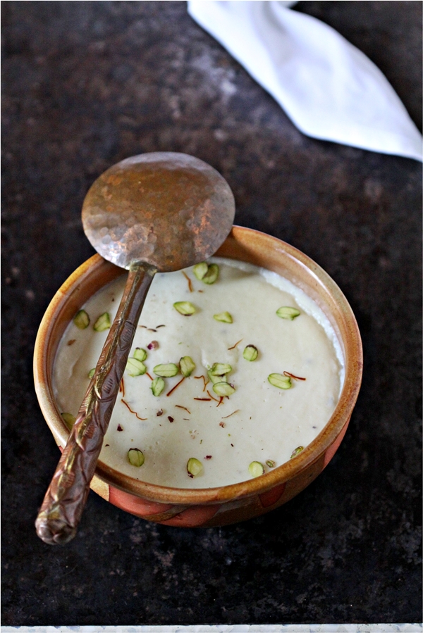 Phirni Custard with Mixed Fruits 