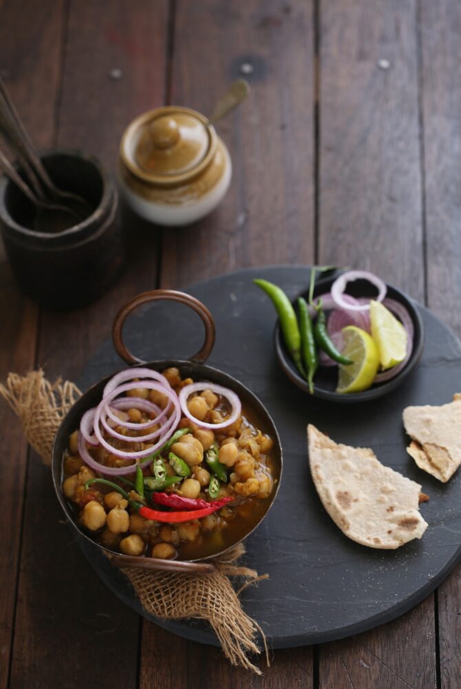 Chole Masala / Curried Spicy Chickpeas 