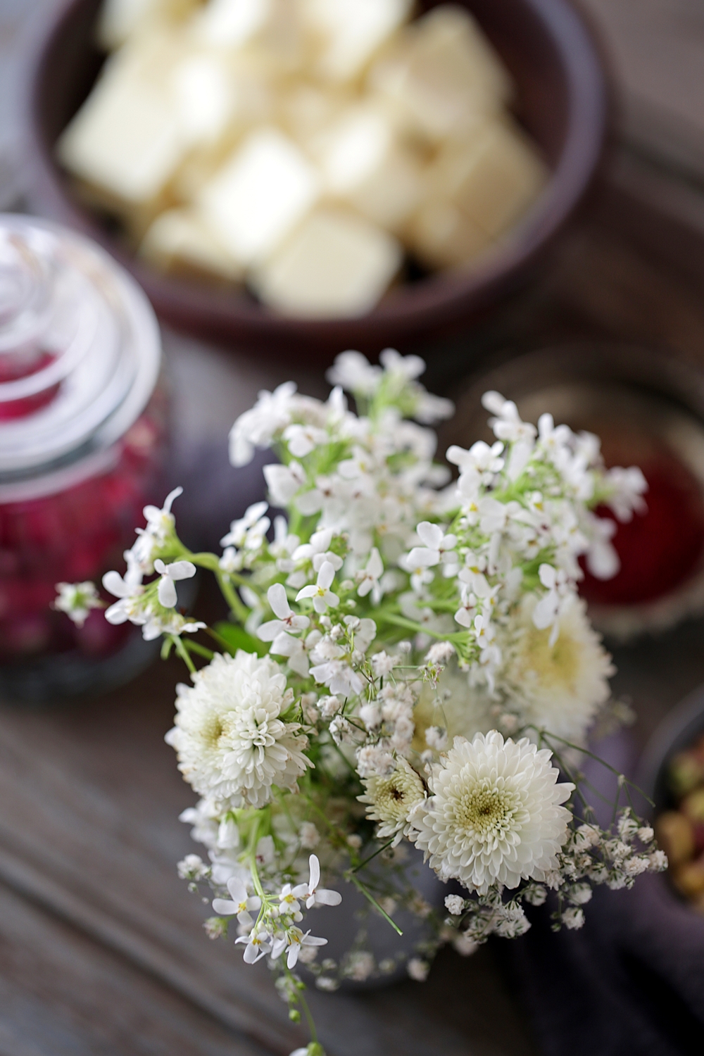 Cornflakes White Chocolate Saffron Tart