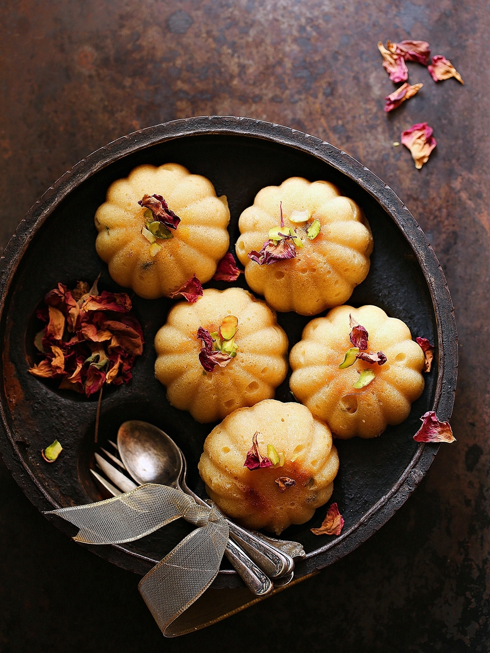 Saffron Halwa Teacakes
