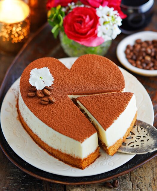 Eggless Tiramisu Heart Cake