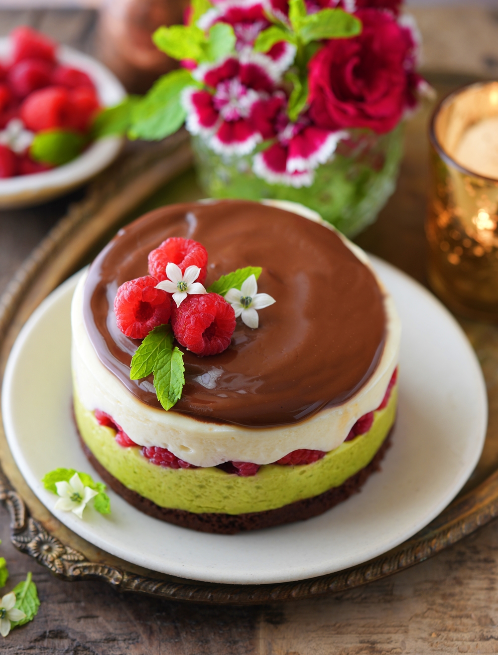 Pistachio Raspberry Cake Recipe - Pistachio cake layers and silky raspberry  buttercream