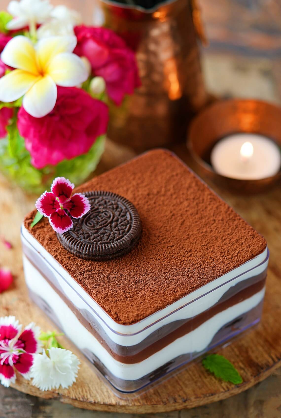 Eggless Oreo Tiramisu Dessert Box Recipe