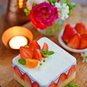 Delicious Eggless Strawberry Frasier Dessert Box for V Day … desserts that win hearts