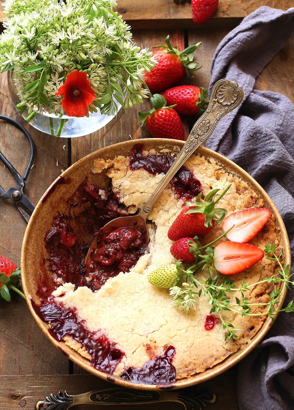 Strawberry Chocolate Crumble