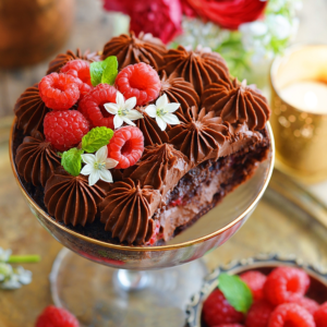 Eggless Raspberry Chocolate Trifle