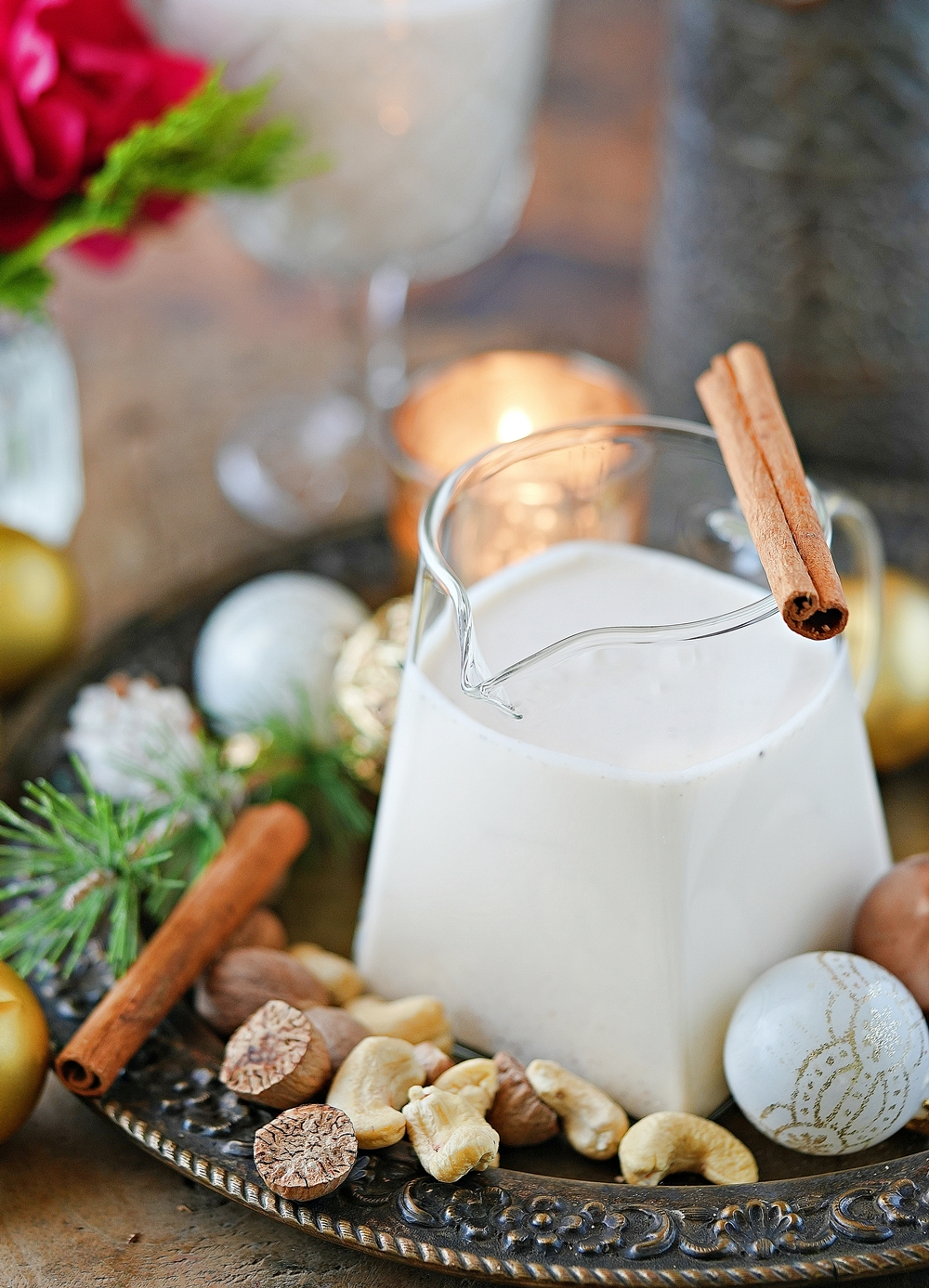 The Best Holiday Vegan Eggnog ... 7 basic ingredients to our fave bev! 7 Best Holiday Vegan Eggnog