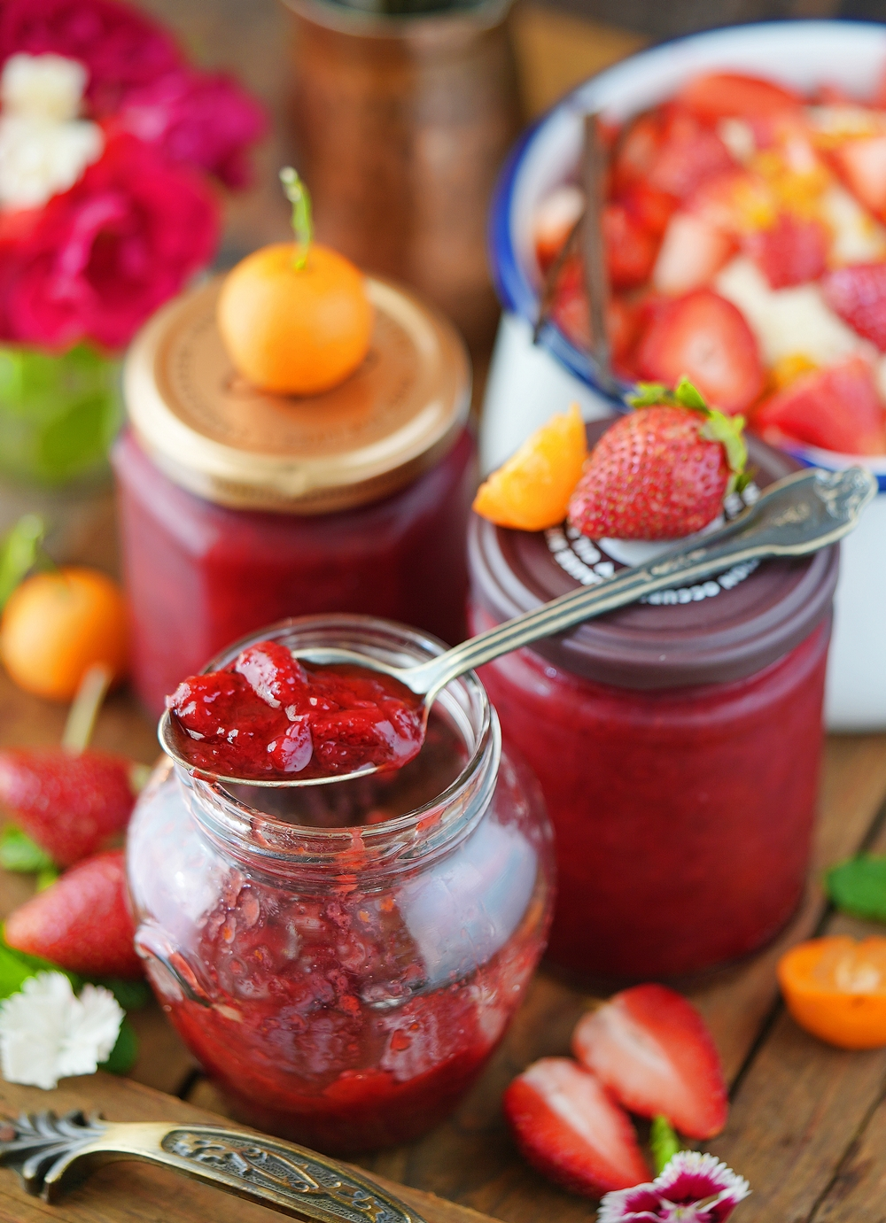 Delicious Strawberry Orange Vanilla Preserve ... so addictive and so worth it! 2 Strawberry Orange Vanilla Preserve