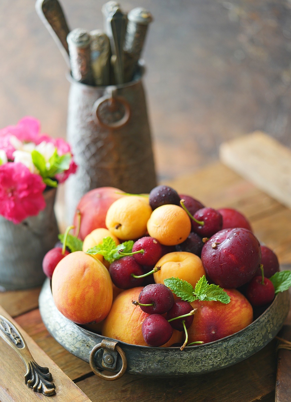Fresh Apricot Chutney / Khubani ki Chutney ... preserve the goodness of summer 4 Stone Fruit North India Summers
